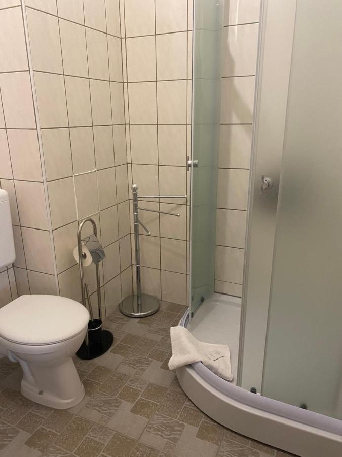 Pension Chevermeto Chemnitz Exteriör bild