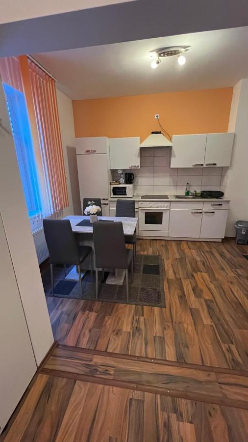 Pension Chevermeto Chemnitz Exteriör bild