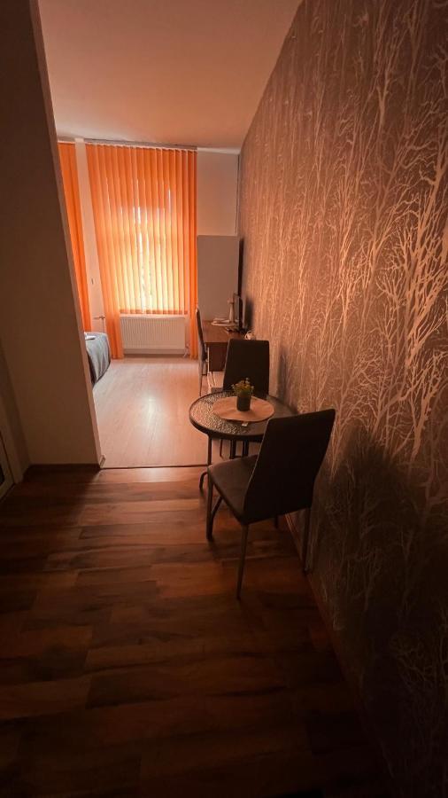 Pension Chevermeto Chemnitz Exteriör bild