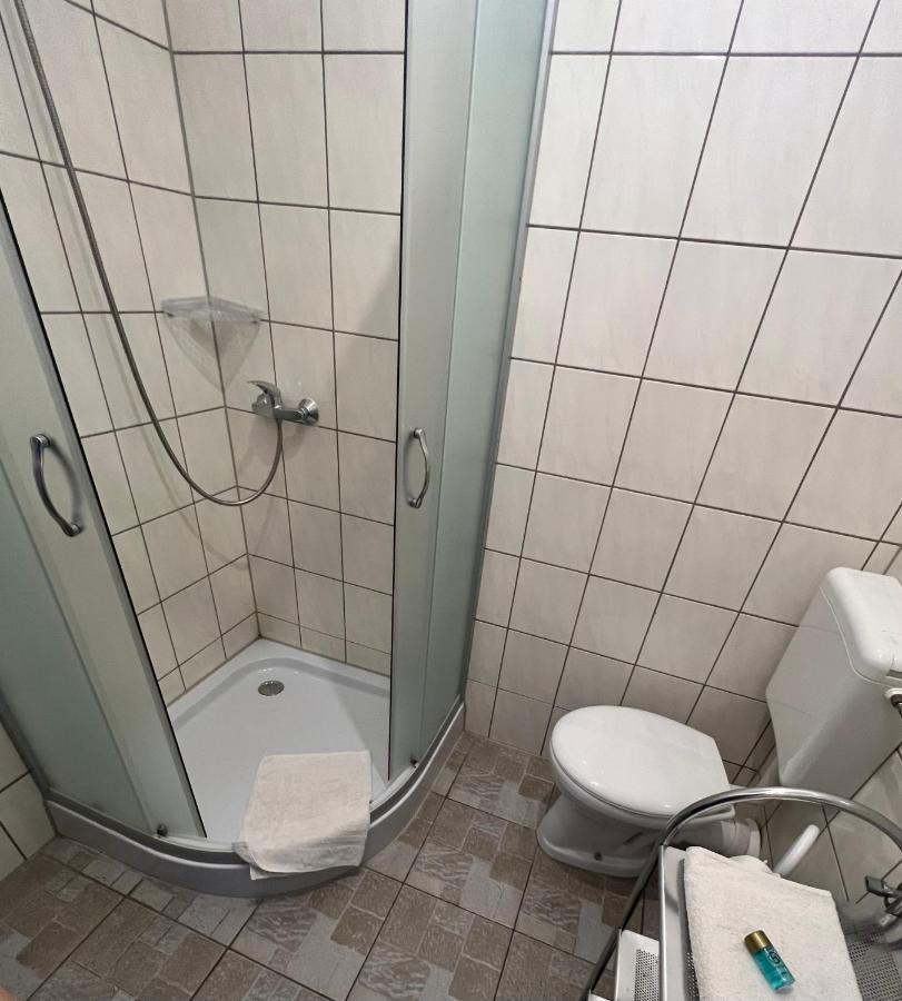 Pension Chevermeto Chemnitz Exteriör bild